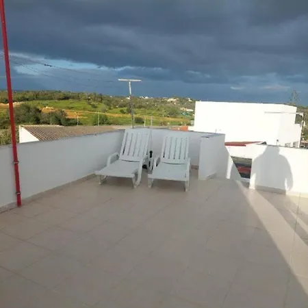 Semesterbostad Casa Paulinho *